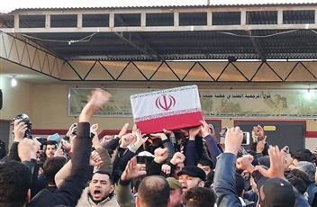 الآلاف في بغداد يشيعون سليماني والمهندس