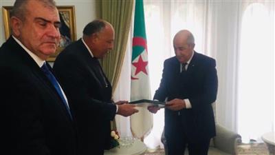 مصر والجزائر تبحثان الوضع السياسي في ليبيا
