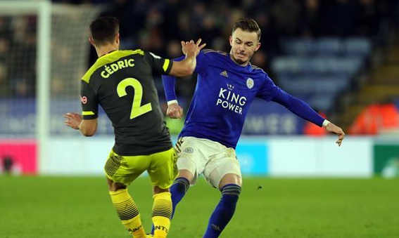 ساوثهامبتون يهزم ليستر في عقر داره