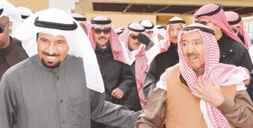 بالصور- الأمير وأسرة آل الصباح في #عزايز