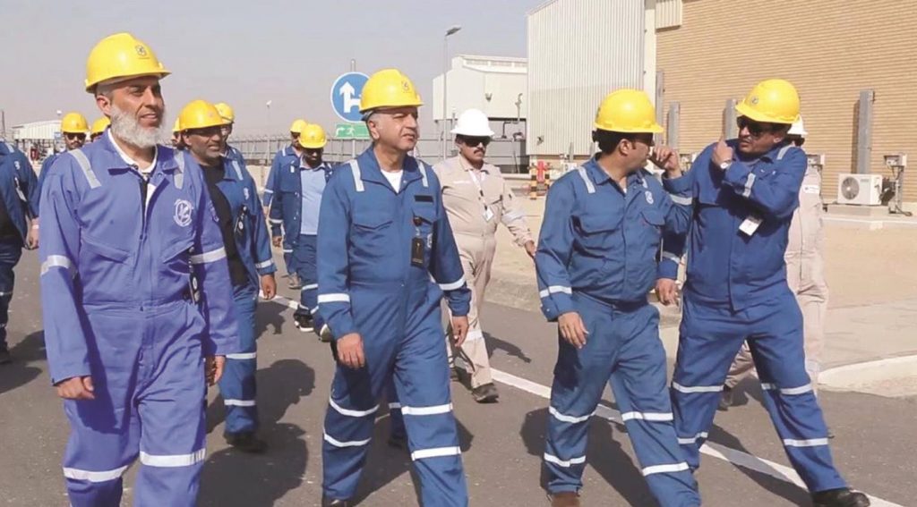 «القطاع النفطي»: استكشافات ومشاريع واستثمارات وخطط مالية متطورة