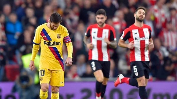 تقارير: ميسي ليس سعيدا في برشلونة.. ويهدد بالرحيل