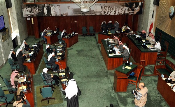 «البلدي»: تخصيص موقع لتجميع الإطارات التالفة جنوب منطقة ميناء عبدالله