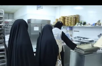 “الغذاء”: تحرير 11 مخالفة بأسواق القرين وغلق مصنع حلويات