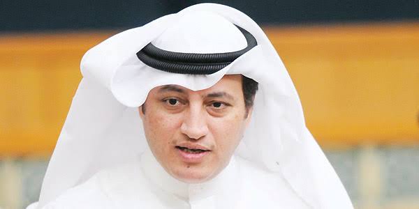 عسكر العنزي يطالب بإعادة تشغيل العيادات والمراكز الطبية والأهلية الخاصة