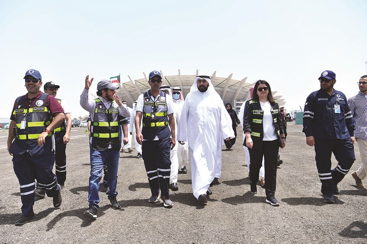 الفارس : إصلاح الطرق يسير وفق البرنامج الزمني على مدار الساعة