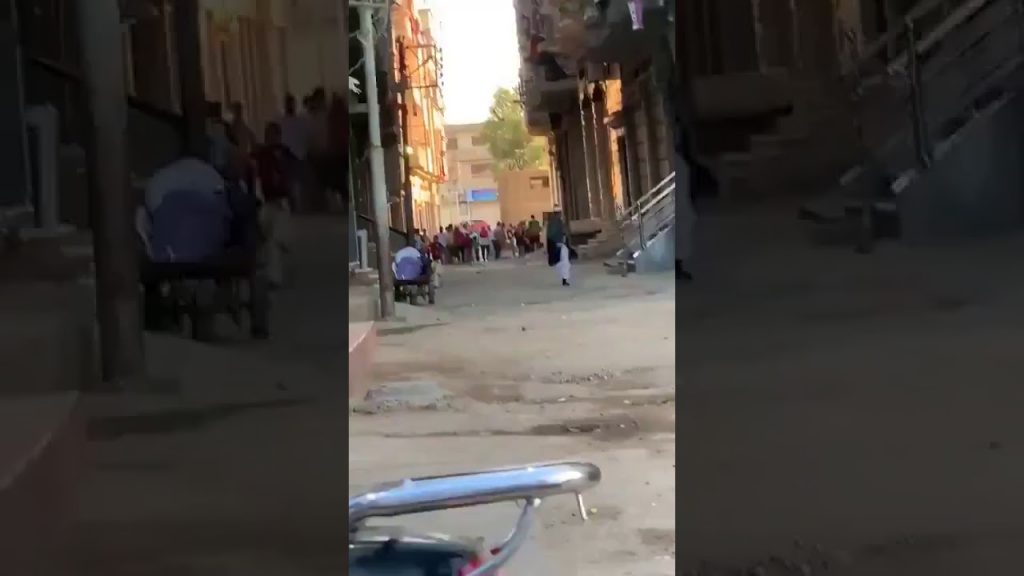 فيديو: تطورات جديدة في واقعة “إجري يا شيخ” في مصر.. وهكذا برر الإمام الهارب مخالفته قرار الحظر