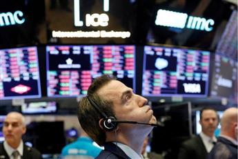 الأسهم الأمريكية تغلق على أكبر خسارة يومية منذ منتصف مارس