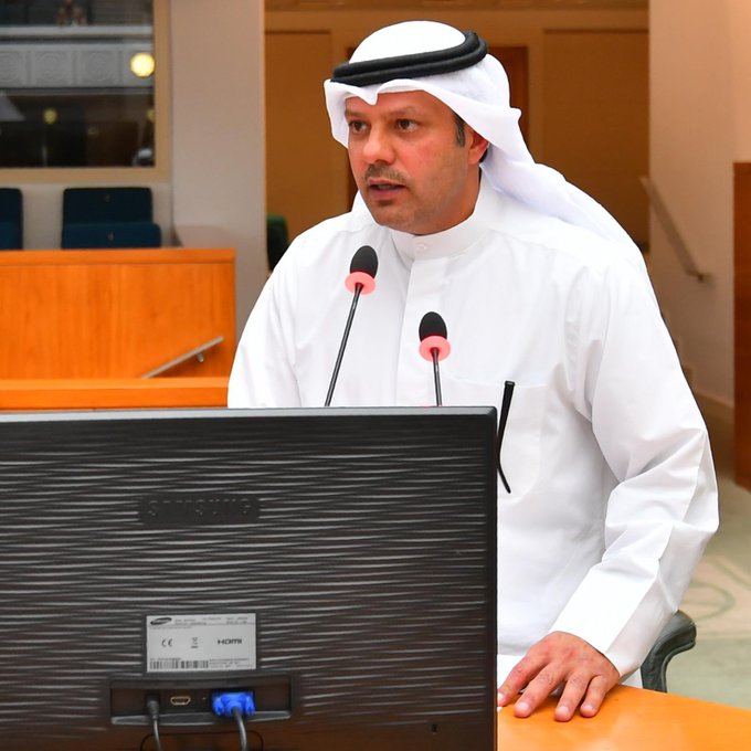 فيصل الكندري: المنصة التعليمية التي أعلن عنها الوزير ليلة الاستجواب غير آمنة وتفتقد للمعايير الفنية.. والذي يدير الموقع غير كويتي