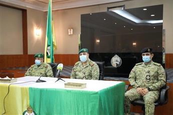 وكيل الحرس الوطني يكرم الكوادر العاملة في المستشفى الميداني بالمهبولة