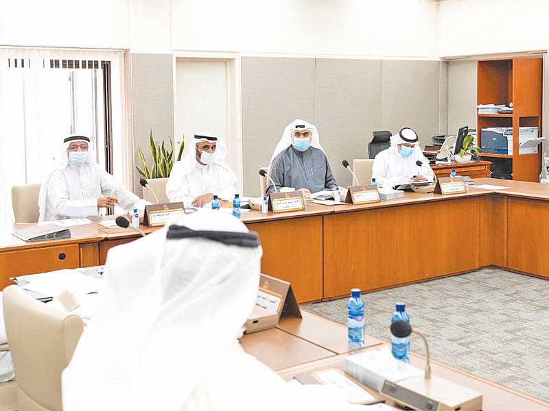اللجنة التشريعية توافق على الاقتراحين بقانونين بشأن قضية البدون