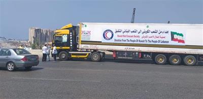 6 شاحنات كويتية محملة بالمستلزمات الطبية والعينية تصل إلى بيروت