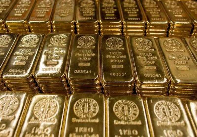 الذهب يرتفع مع ضعف الدولار