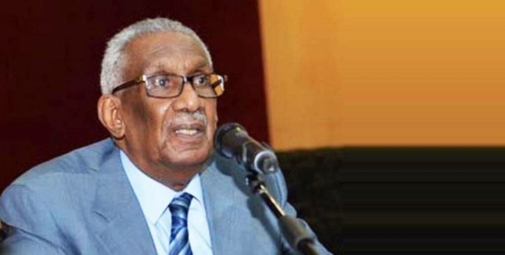 أحمد الخطيب ينفي ما يُثار عن لقائه مع سمو نائب الأمير وولي العهد الشيخ نواف الأحمد