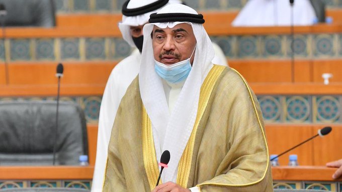 الخالد: أتفق مع المستجوب في خطورة #التركيبة_السكانية لكن هل حكومة عمرها 10 أشهر تكون مسؤولة عن كل هذه المشكلات؟