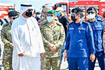 وزير الداخلية يتفقد جاهزية قوة الإطفاء لموسم الأمطار