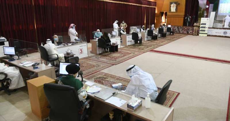 المرأة لا تزال غائبة عن قائمة مرشحي «الرابعة»