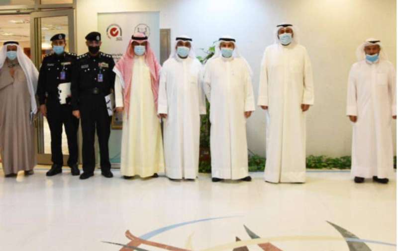 وزير الصحة يتفقد استعدادات اللجنة العليا لانتخابات «أمة 2020»