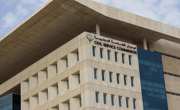 ديوان الخدمة المدنية يتابع مدى التزام «التربية» بالاشتراطات الصحية