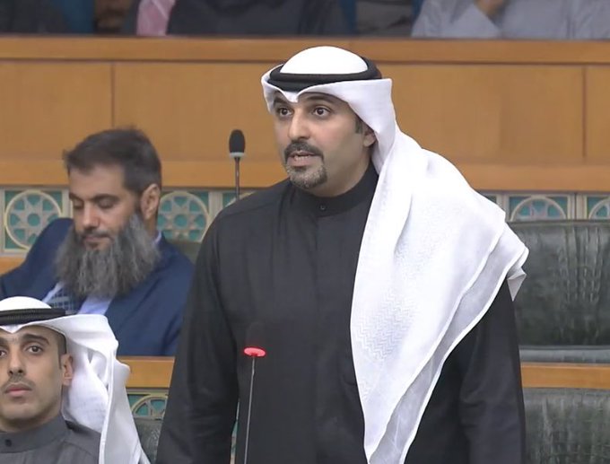 النائب مهند الساير:  فتح المجال الجوي للكويتيين العالقين ترانزيت لدخول الكويت اليوم بعد التواصل مع وزير الصحة