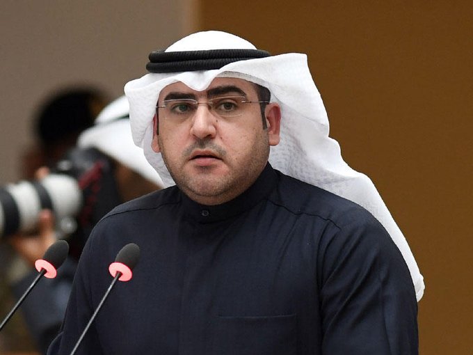 د. عبد الكريم الكندري يتقدم بإقرار ذمته المالية لدى «نزاهة»