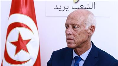 سعيد يحذر الشباب التونسي من المتاجرين بفقرهم وبؤسهم