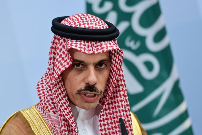 عاجل – وزير الخارجية السعودي: ما تم اليوم بالقمة الخليجية طي كامل للخلاف مع قطر وعودة كاملة للعلاقات الدبلوماسية