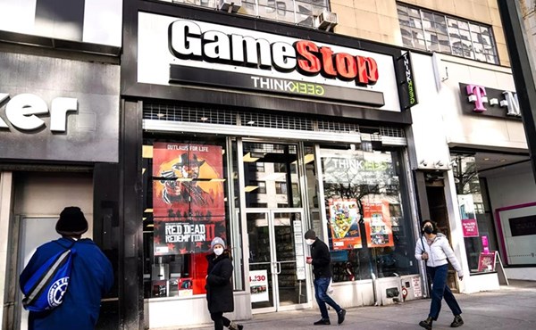لعبة «GameStop».. تحرج «ذئاب وول ستريت» وتصنع مليونيرات جدداً!