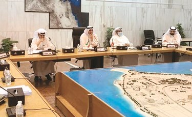 «القانونية» تقر إلغاء غرف المساج في المعاهد الصحية