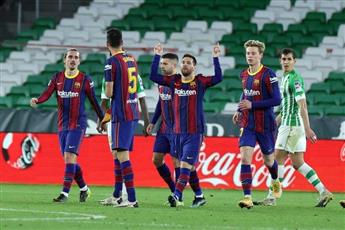 ميسي يقود برشلونة إلى فوز مثير على ريال بيتيس
