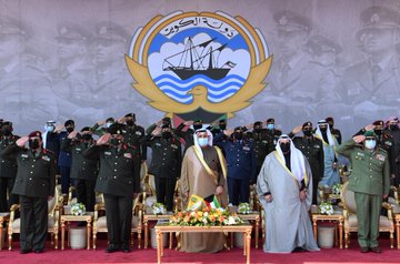 وزير الدفاع للضباط الجدد: ضعوا مصلحة الكويت والتضحية من أجلها والتفاني في خدمتها نصب أعينكم