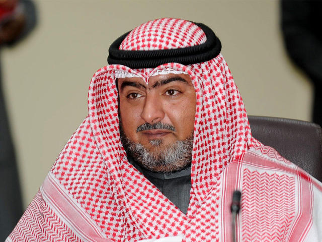 عاجل | وزير الداخلية يهيب بالمواطنين والمقيمين بضرورة الاستمرار في تقيدهم بالاشتراطات الصحية