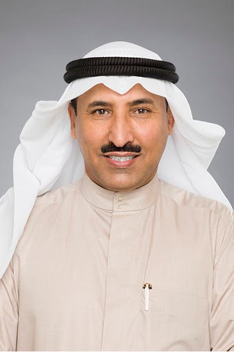 الخنفور يقترح إعادة رصف شوارع منطقة عبدالله المبارك