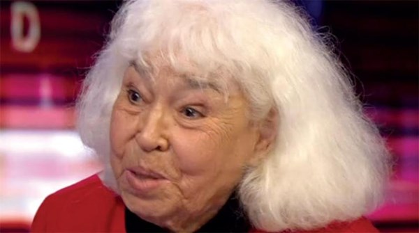 وفاة الكاتبة المصرية نوال السعداوي عن عمر يناهز الـ 90 عاماً