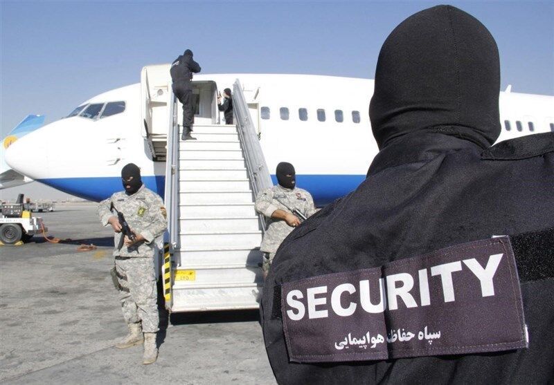 الحرس الثوري يعلن إحباط محاولة اختطاف طائرة مدنية