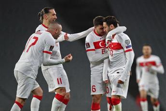 تركيا تضرب هولندا برباعية في افتتاح التصفيات المؤهلة لمونديال قطر 2022