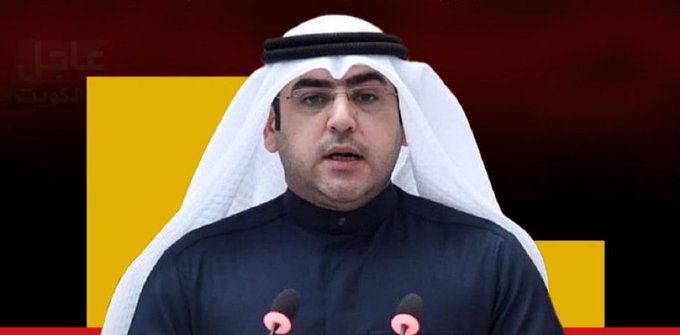 النائب د. عبدالكريم الكندري : احتجاز ٣ مواطنين لتواجدهم بـ #ساحه_الاراده في #مخفر_الصالحية ليس له أي أساس قانوني
