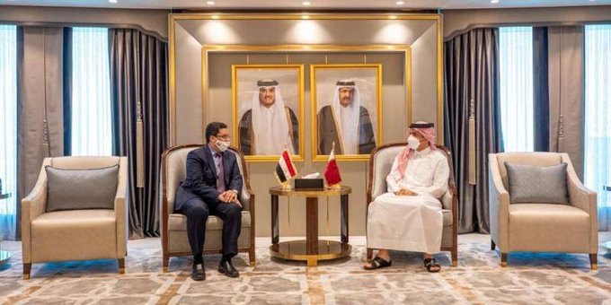 وزير الخارجية القطري يبحث مع نظيره اليمني علاقات التعاون الثنائية