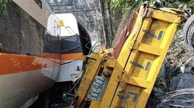 مصرع 36 شخصاً بعد خروج قطار عن القضبان في تايوان