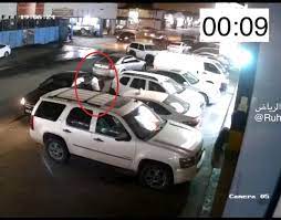 شاهد.. لحظة سرقة سيارة كويتية في 9 ثوانٍ فقط في الصناعية القديمة بالرياض
