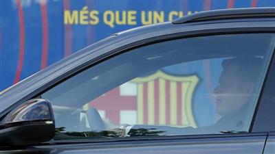برشلونة: كومان أصابنا بالفزع لكنه بخير حاليا