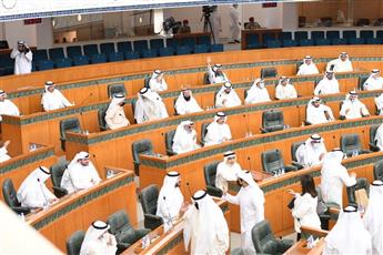 5 نواب يقترحون قانوناً لمعالجة أوضاع المتعثرين من أصحاب المشروعات الصغيرة والمتوسطة