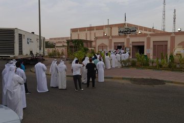 ناخبو تكميلية الخامسة يتوافدون على مراكز الاقتراع