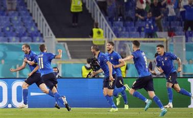يورو 2020.. «الأتزوري» يتأهل مبكرا بثلاثية على سويسرا