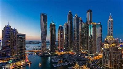 الإمارات تعلق دخول المسافرين القادمين من 3 دول