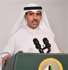 الخليفة يقترح السماح ببناء ديوانية على المساحات والارتدادات الملاصقة للمنازل