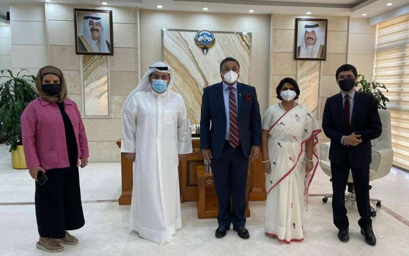 وكيل «الصحة» بحث والسفير الهندي استقدام الكوادر الطبية وتسهيل عودة العالقين