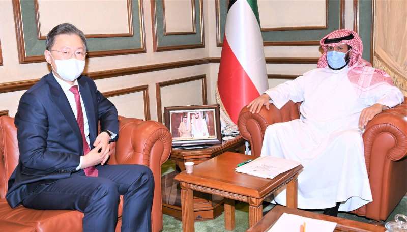 الشيخ طلال الخالد يستقبل سفير كوريا الجنوبية