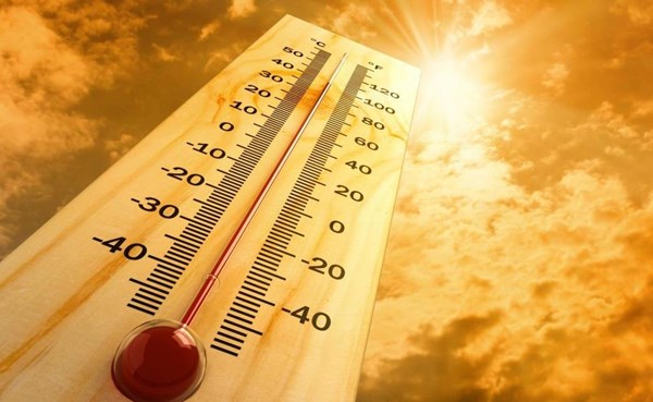 إسبانيا تسجل حرارة قياسية بلغت 47,4 درجة مئوية وحريق في وسط البلاد