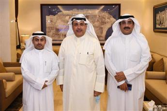 وزير الدفاع يناقش أبرز القضايا التي تهم المزارع الكويتي مع اعضاء الاتحاد